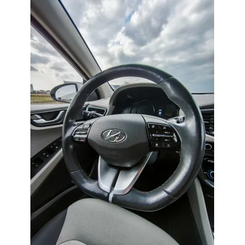 Автомобил Hyundai Ioniq Plug-In Хибрид image 9