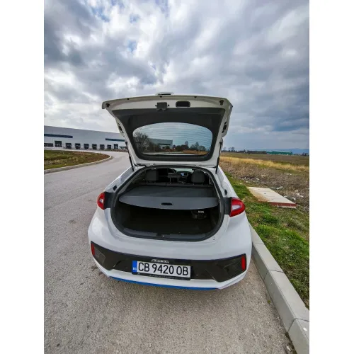 Автомобил Hyundai Ioniq Plug-In Хибрид image 12