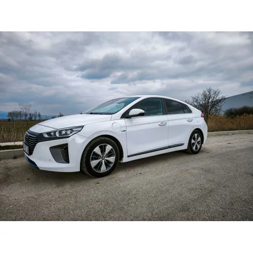 Автомобил Hyundai Ioniq Plug-In Хибрид image 20