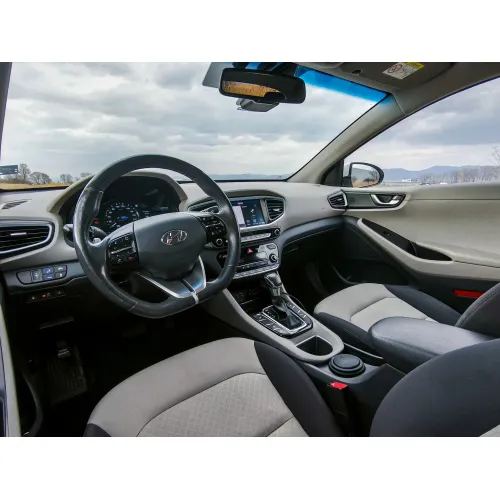 Автомобил Hyundai Ioniq Plug-In Хибрид image 23