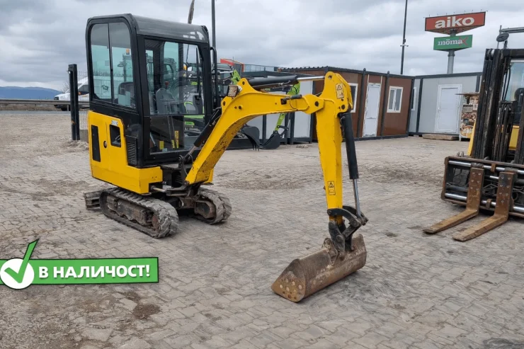 Мини багер JCB 15C-1 2018