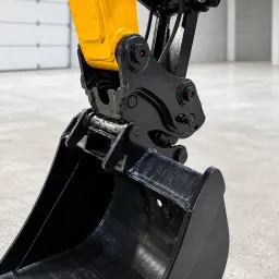 Мини багер Lonking CDM6060U image 4
