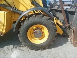 Комбиниран багер New Holland B100 image 10