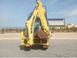 Комбиниран багер New Holland B100 image 5