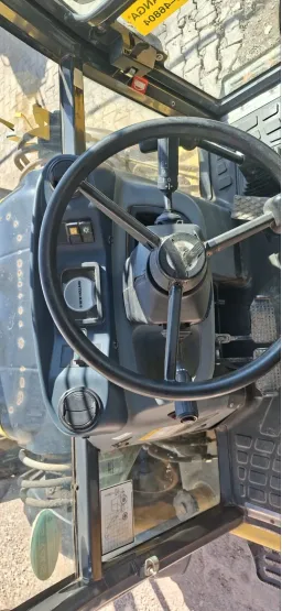 Комбиниран багер New Holland B100 image 6