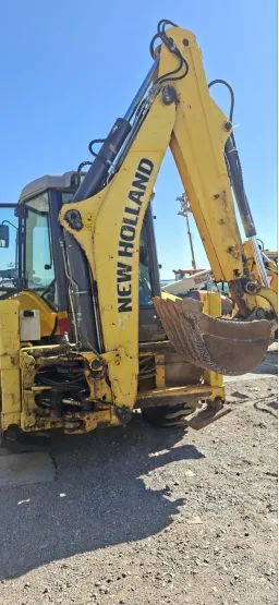 Комбиниран багер New Holland B100 image 9