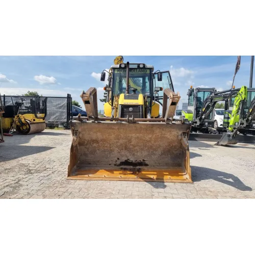 Комбиниран багер New Holland B100 2011 image 2