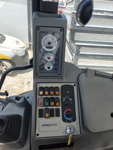 Комбиниран багер Komatsu WB93R-5 2007 image 6