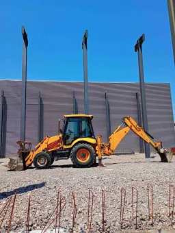 Комбиниран багер JCB 3CX