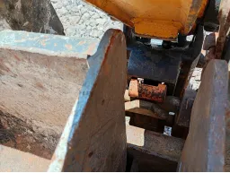 Мини багер JCB 8026CTS image 20