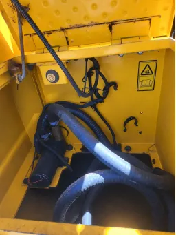 Верижен багер JCB JS130LC image 9
