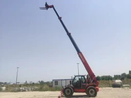 Телескопичен товарач Manitou MT 1740 image 16