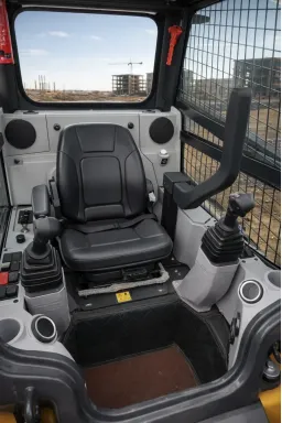 Мини челен товарач XCMG XC7-SR07 image 1
