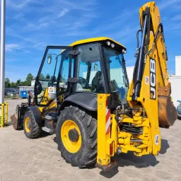 JCB 3CX 2019 image 1