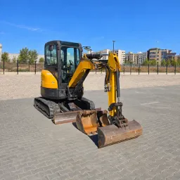 Мини багер Bobcat E26
