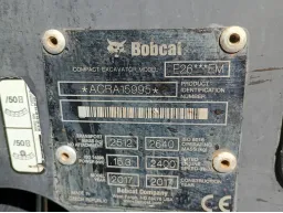 Мини багер Bobcat E26 image 19