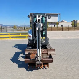 Мини багер Bobcat E26 image 3
