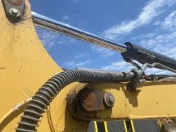 Верижен багер CAT 305C  image 21