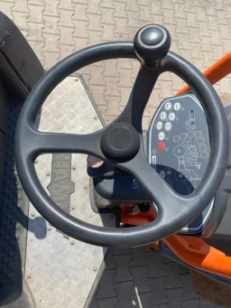 Двубандажен валяк Kubota HD13 image 16