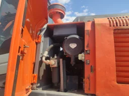 Верижен багер Hitachi ZX280LCH-3 image 10