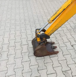 Мини багер JCB 8015 image 2