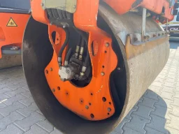 Двубандажен валяк Kubota HD13 image 11