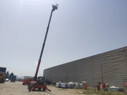 Телескопичен товарач Manitou MT 1740 image 11