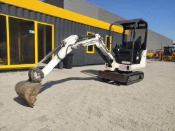 Мини багер Bobcat 320 image 3