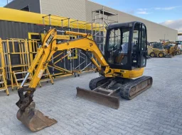 Мини багер JCB 8025 ZTS